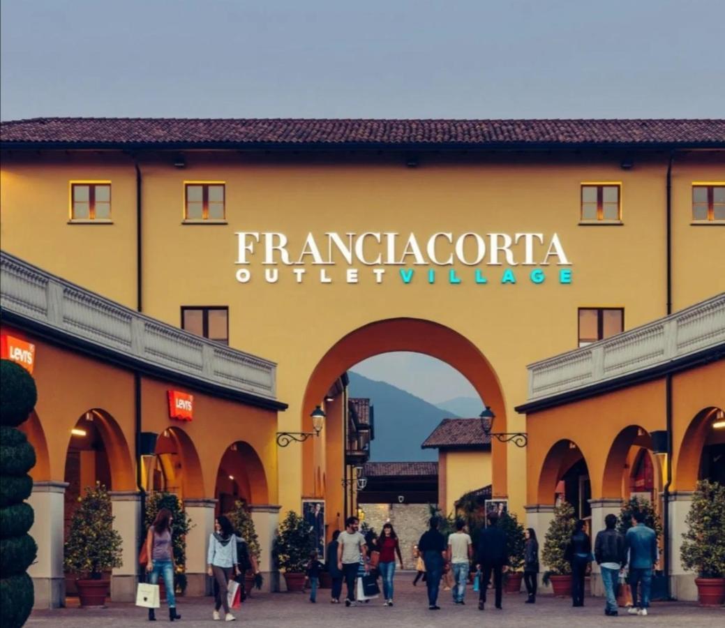 Franciacorta Flat & Bollicine Διαμέρισμα Passirano Εξωτερικό φωτογραφία